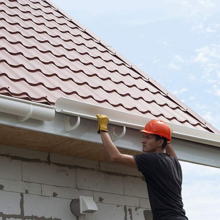 Pose et rénovation de tous types de gouttières.