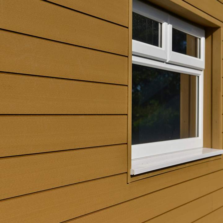 Installation et traitement de bardages et boiseries.